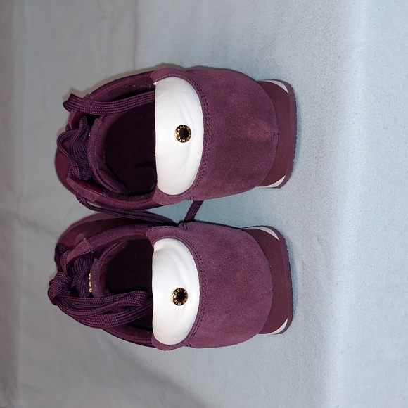 Michael Kors Leather Upper Sneakers Sz.9M - Picture 2 of 8